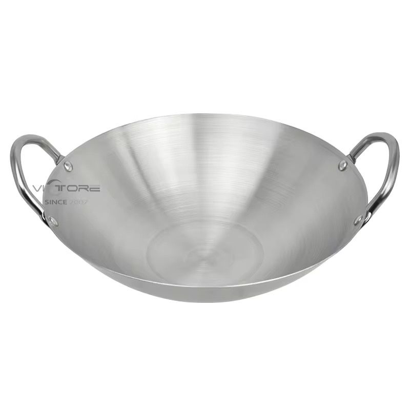 Wok en acier inoxydable