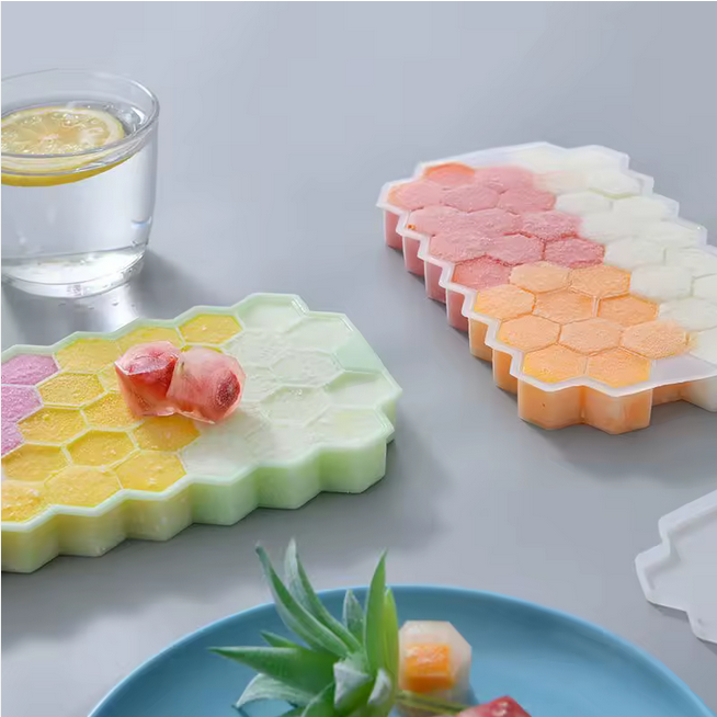 Eversoul Customize Bac à glaçons hexagonal en nid d'abeille à 37 cavités sans Bpa avec couvercle en silicone Moule à glaçons en silicone avec couvercle