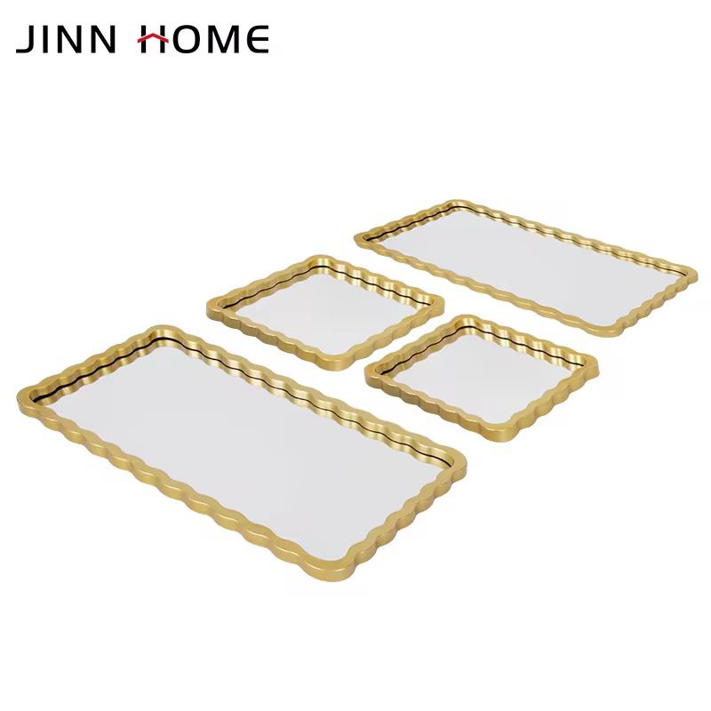 Miroir décoratif avec cadre doré