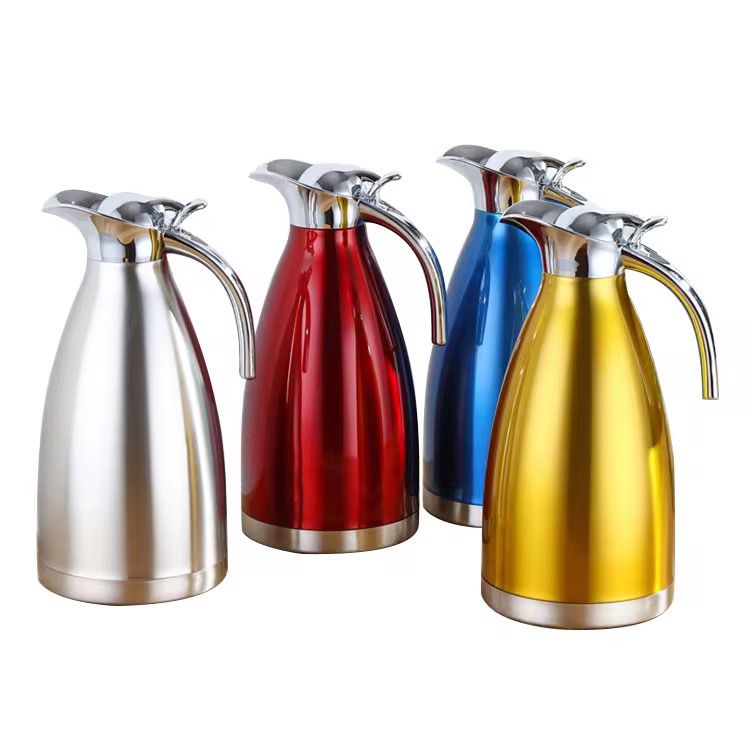 Carafe isotherme rouge