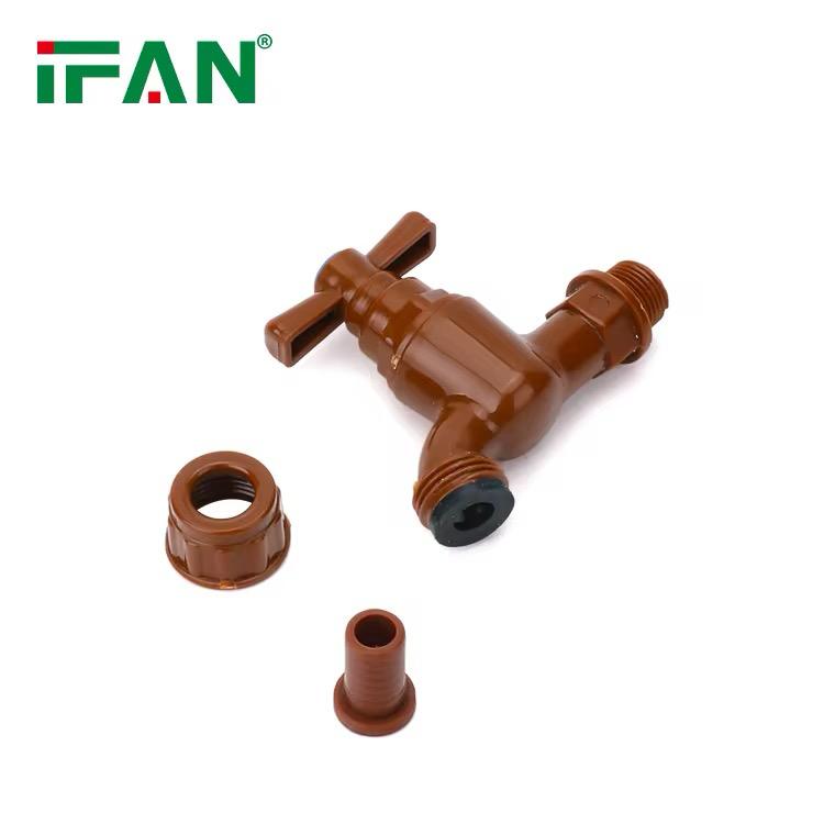 Robinet de jardin en plastique