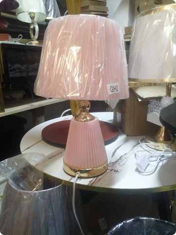 Lampe de table classique Lampe de table de lecture à gradation tactile sans fil Lampe de table rechargeable 5200mAh