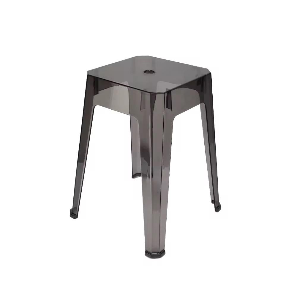 Tabouret en plastique transparent
