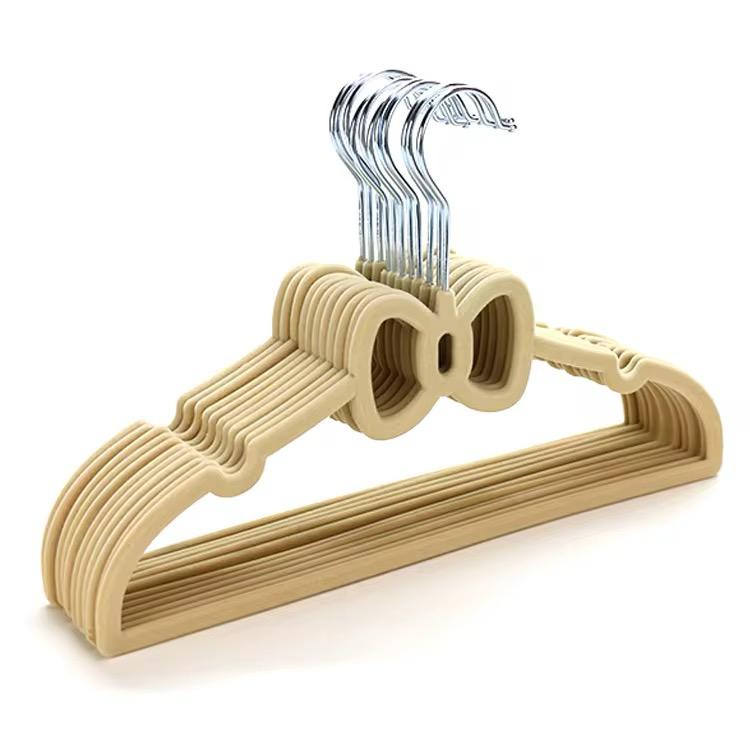 Cintre Velours Motif Nœud Pour Chambre de Fille