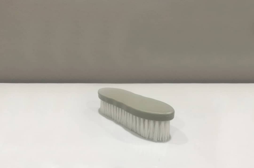 Brosse de nettoyage compacte