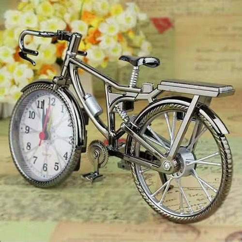Horloge en forme de vélo