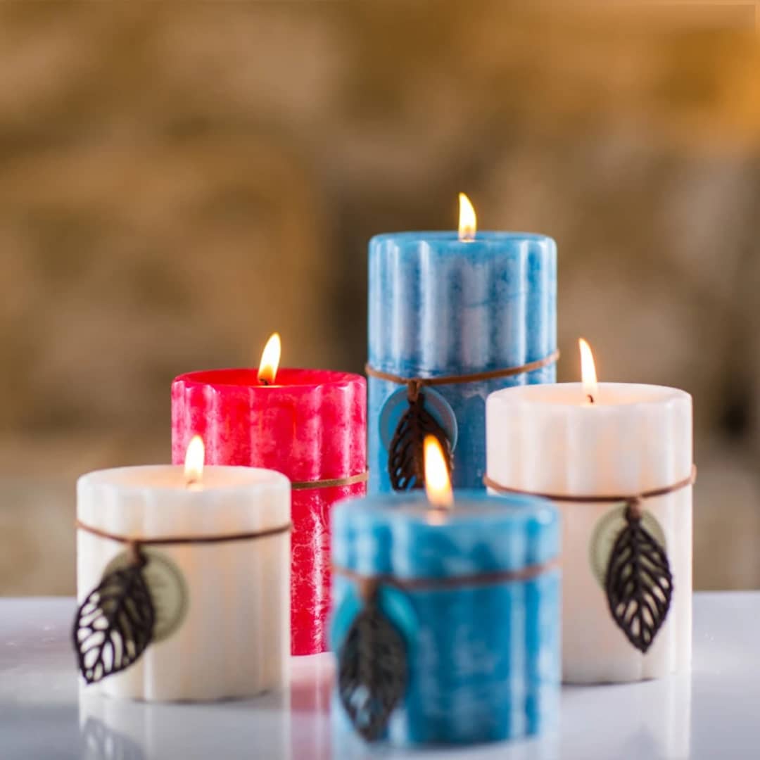 Bougies décoratives multicolores avec pendentif feuille